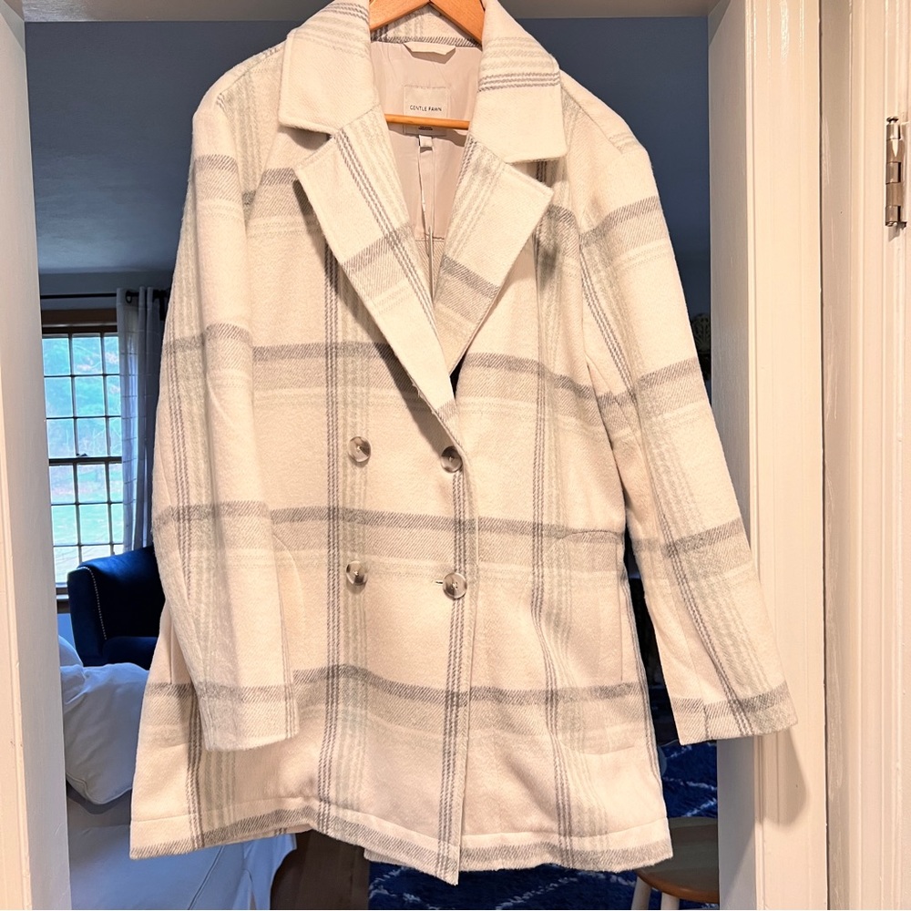 New with tags!  Gentle Fawn Coat L